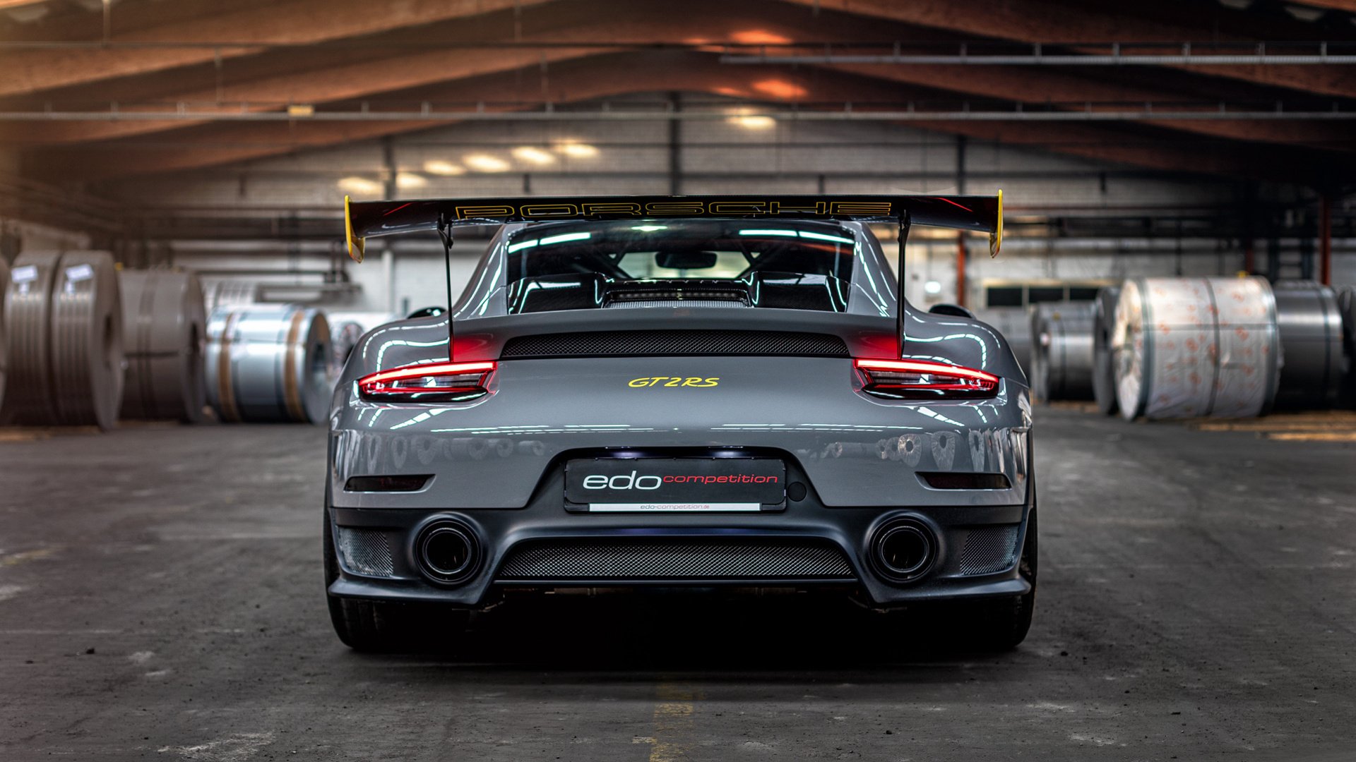 _无人机竞速赛：空中速度的全新体验_，无人机飞行比赛视频