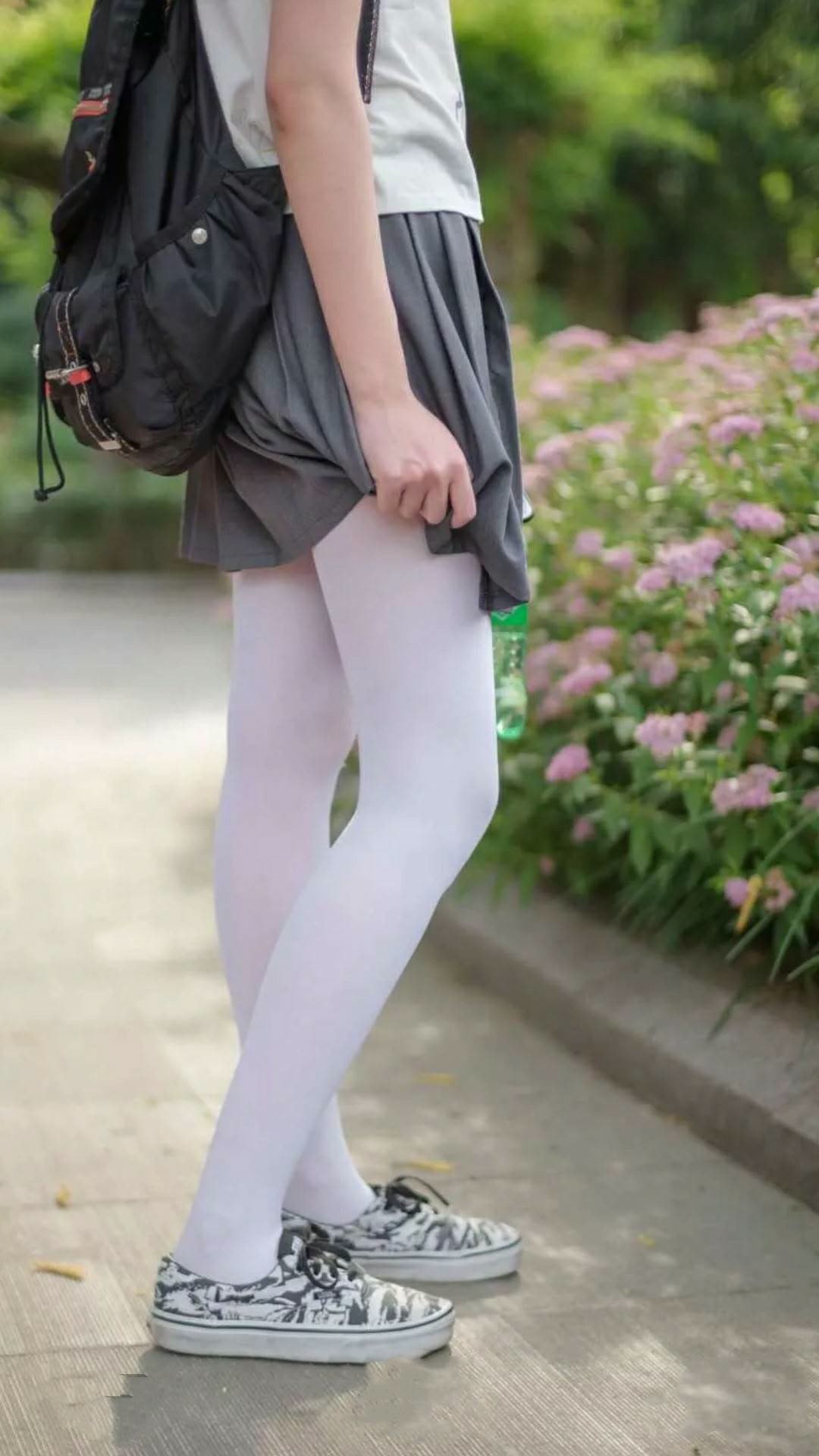 乐鱼vip-瑞士男足在巴黎奥运会比赛中以2-0战胜新西兰，瑞士男足欧洲杯