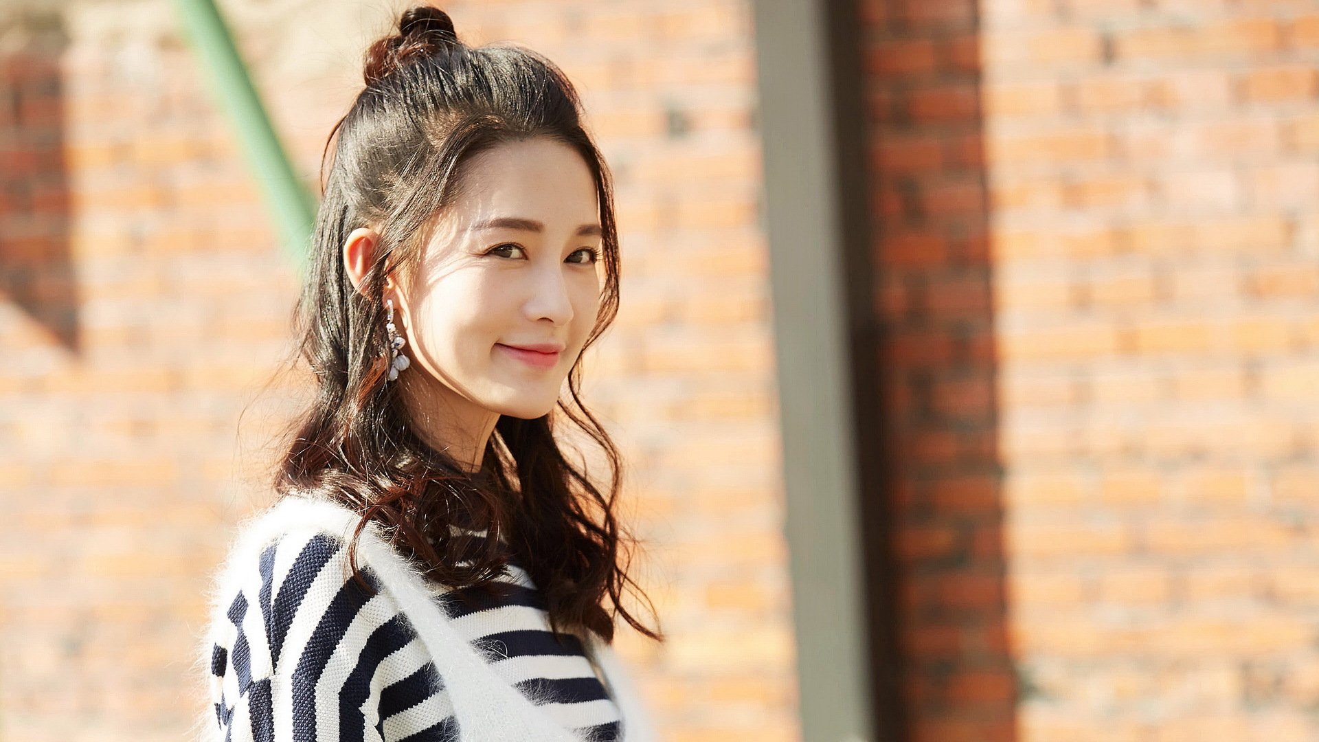 罗马尼亚与瑞典上演生死战,梦想欧洲杯正捉襟见肘,罗马尼亚对战挪威