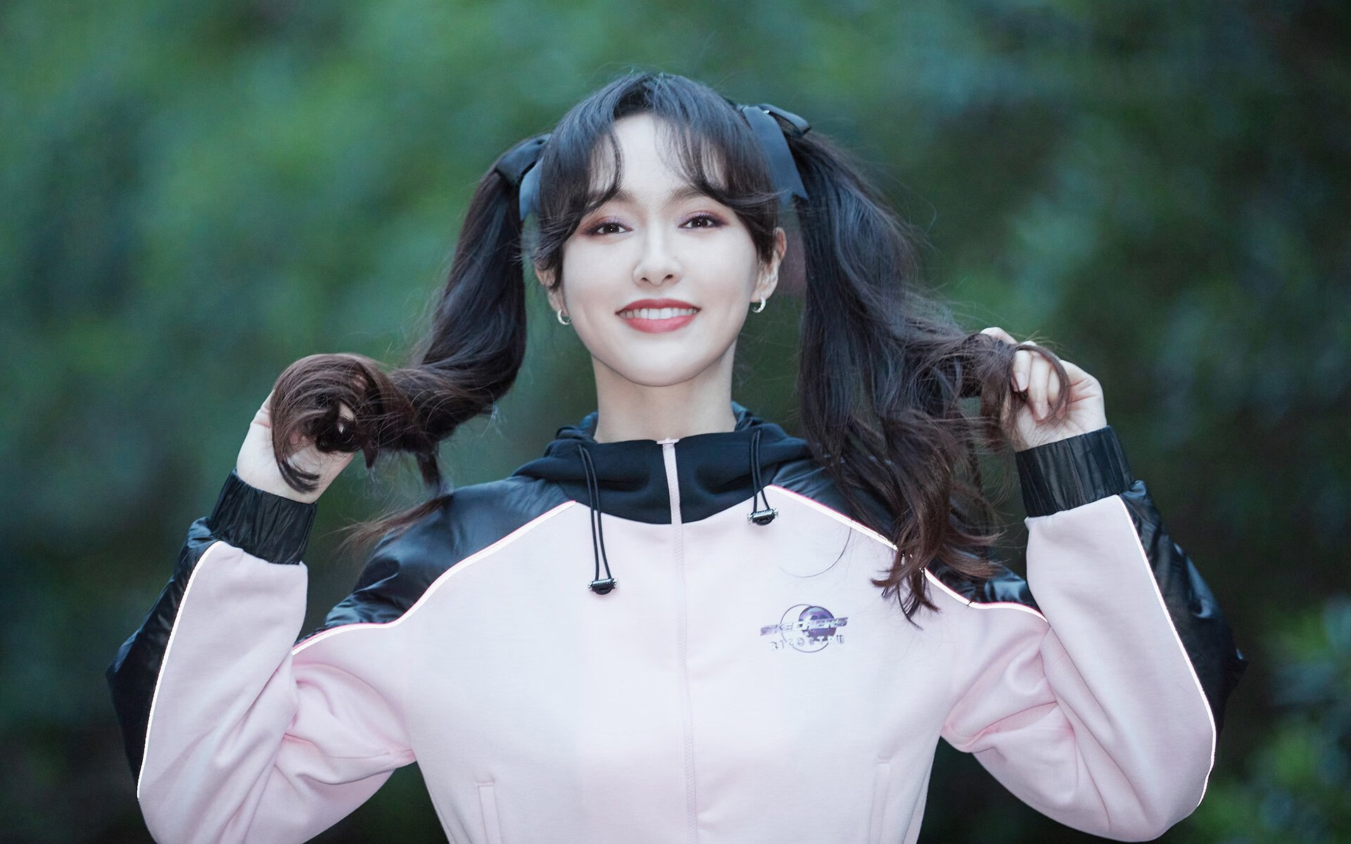 雄鹿队阵容实力强大 胜利在望欲夺冠，雄鹿队主力阵容名单